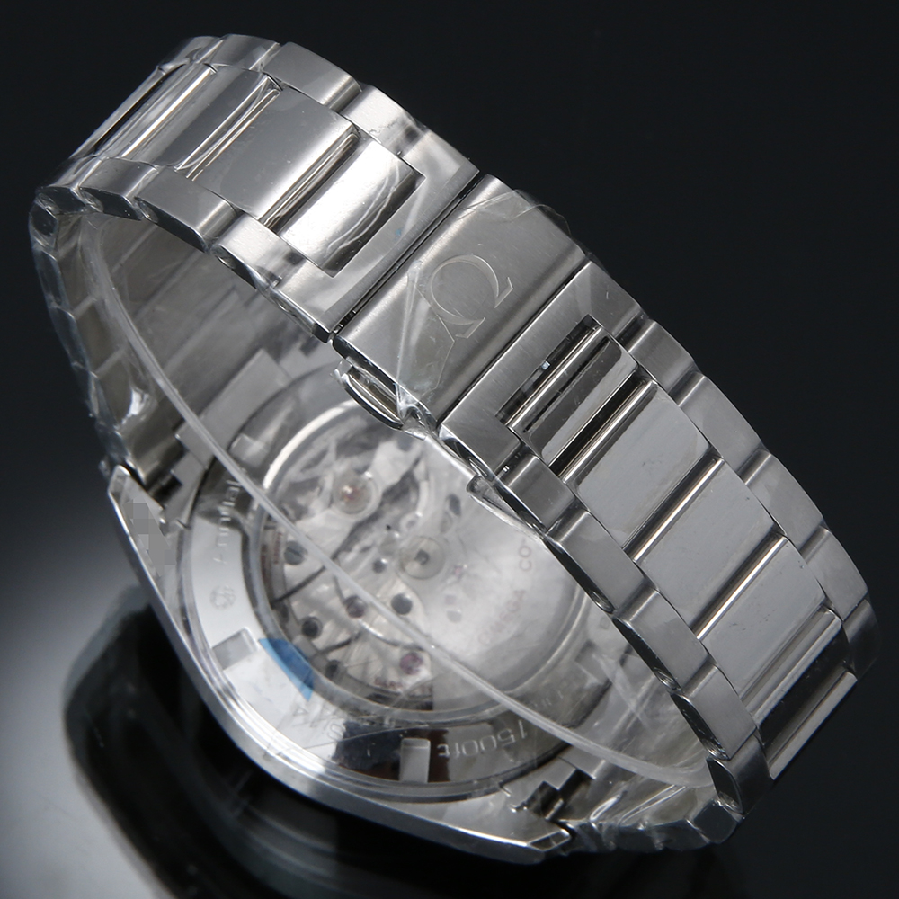 오메가 씨마스터 아쿠아테라 애뉴얼 캘린더