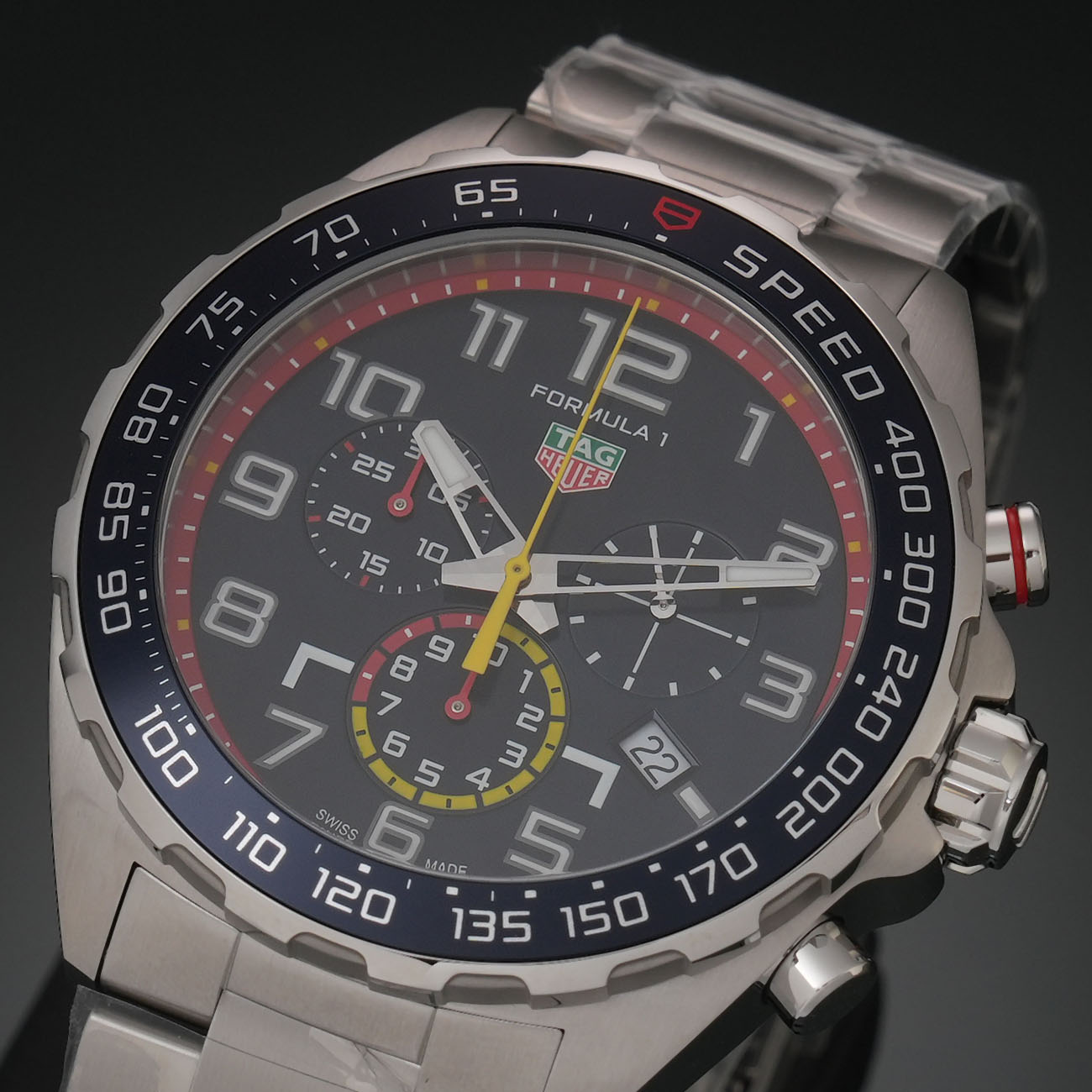 태그호이어 포뮬러 1 크로노 X 레드불레이싱 상세 이미지