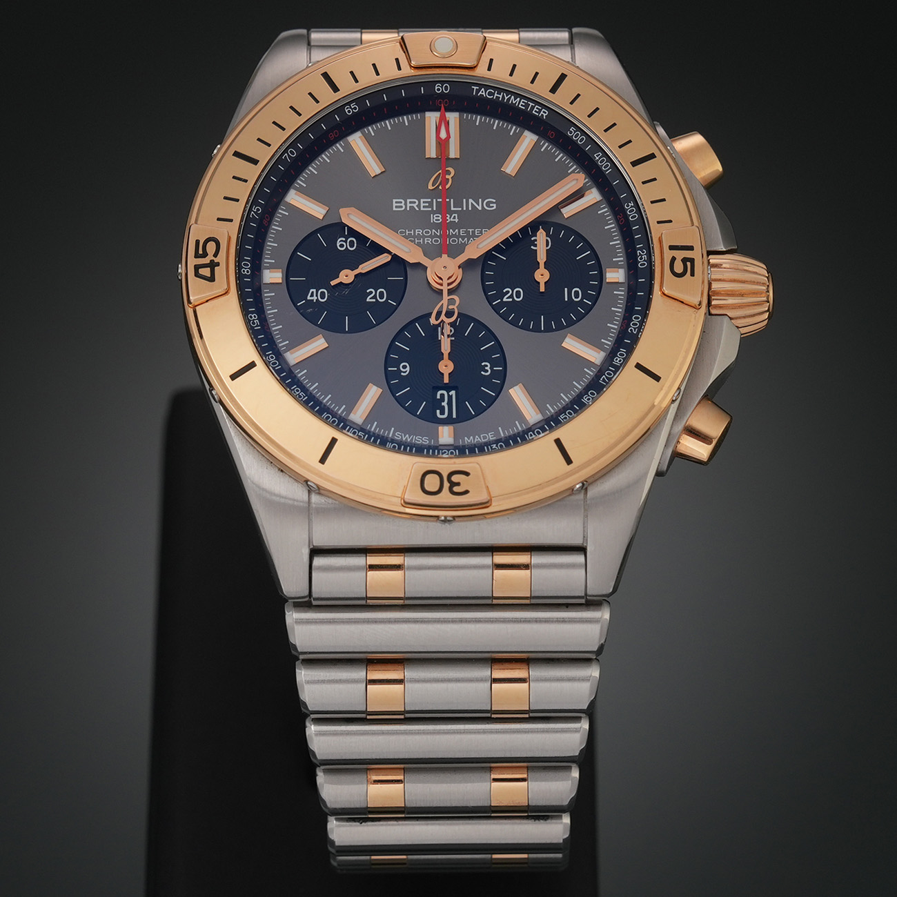 브라이틀링 크로노맷 상세 이미지