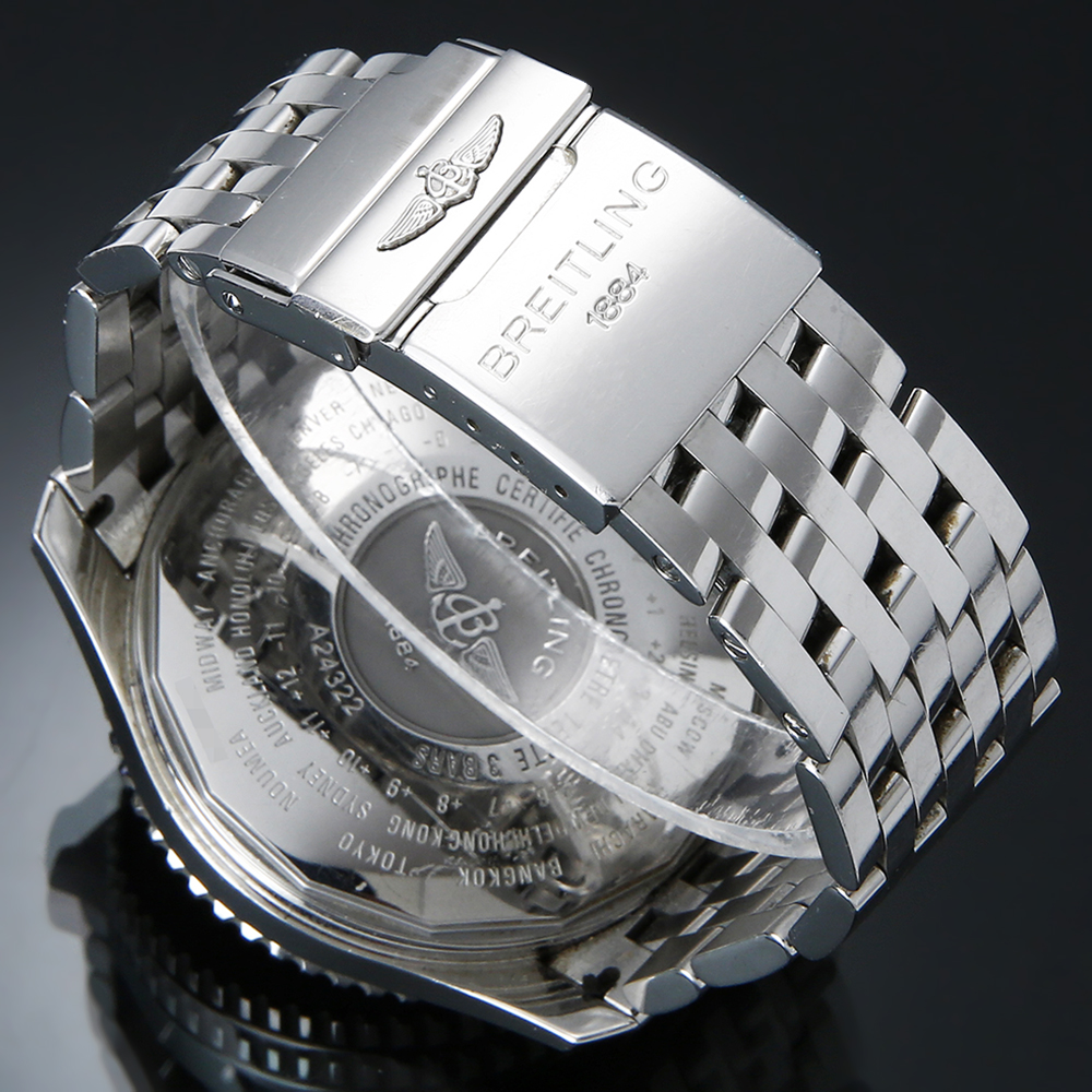 브라이틀링 네비타이머 월드 상세 이미지